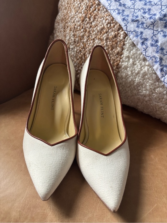 Sarah Flint Shoes - Sarah Flint Ivory Pointed-Toe Pumps with Brown Trim